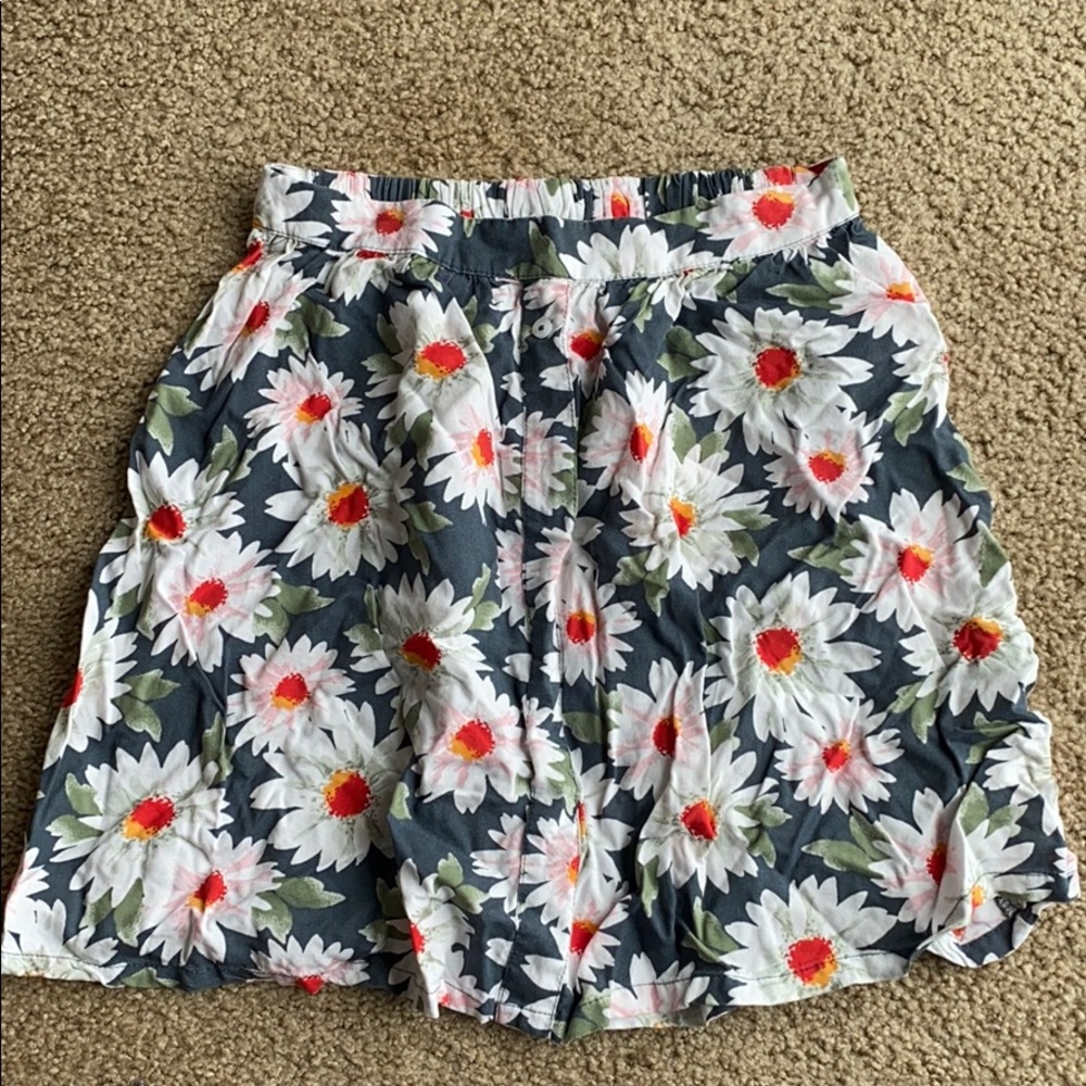 Small hollister skirt